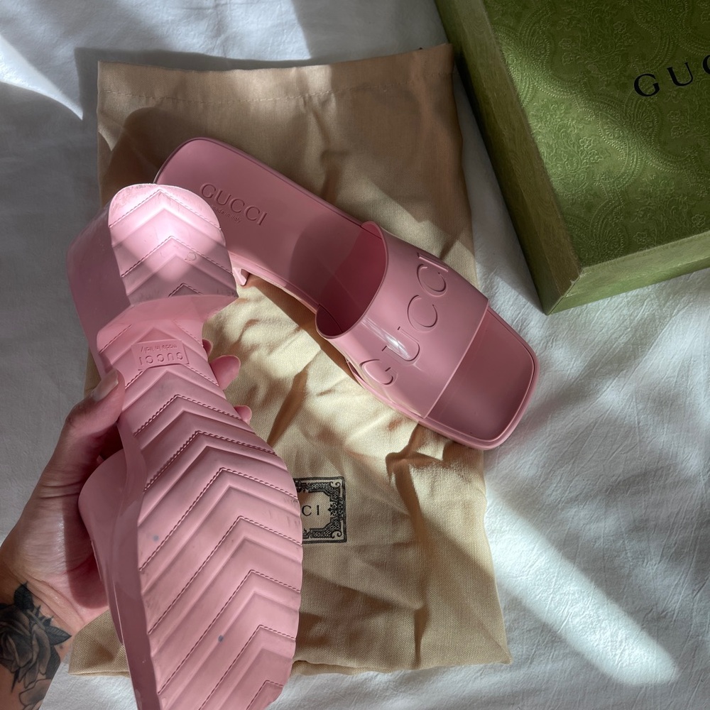 Gucci Rubber Slide Sandal - Picture 3 of 9